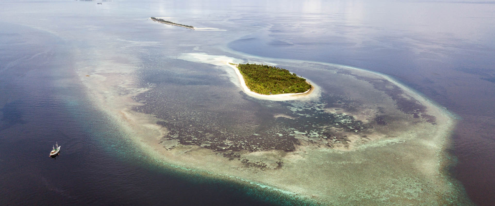 Koon Island Liveaboard Diving